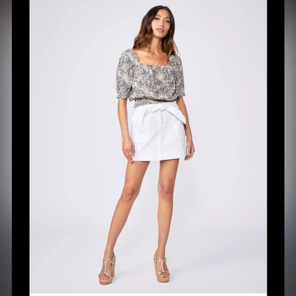 Size XS PAIGE Elise smocked crop top in excellent like-new conditionβ - Picture 3 of 6